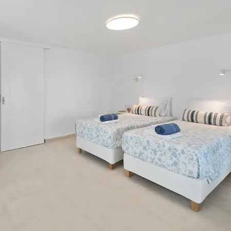 Eleftheria By Vintage Travel Willa